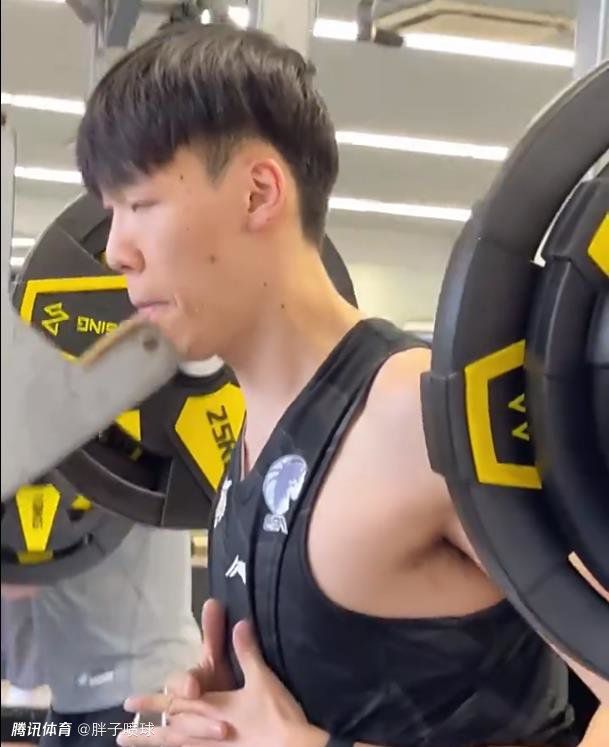 丰满继母